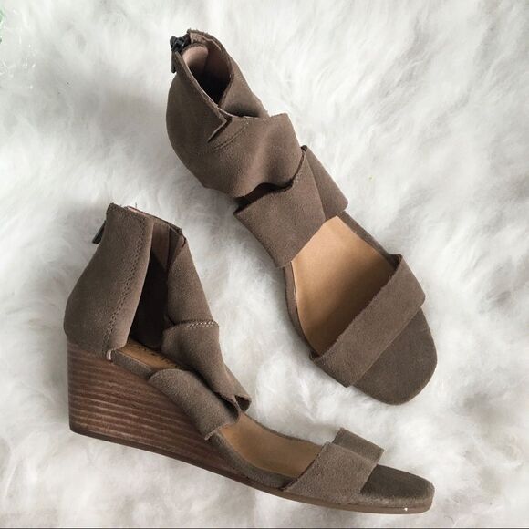 Lucky Brand Tammanee Suede Wedge Sandals Size 10 - Picture 2 of 13